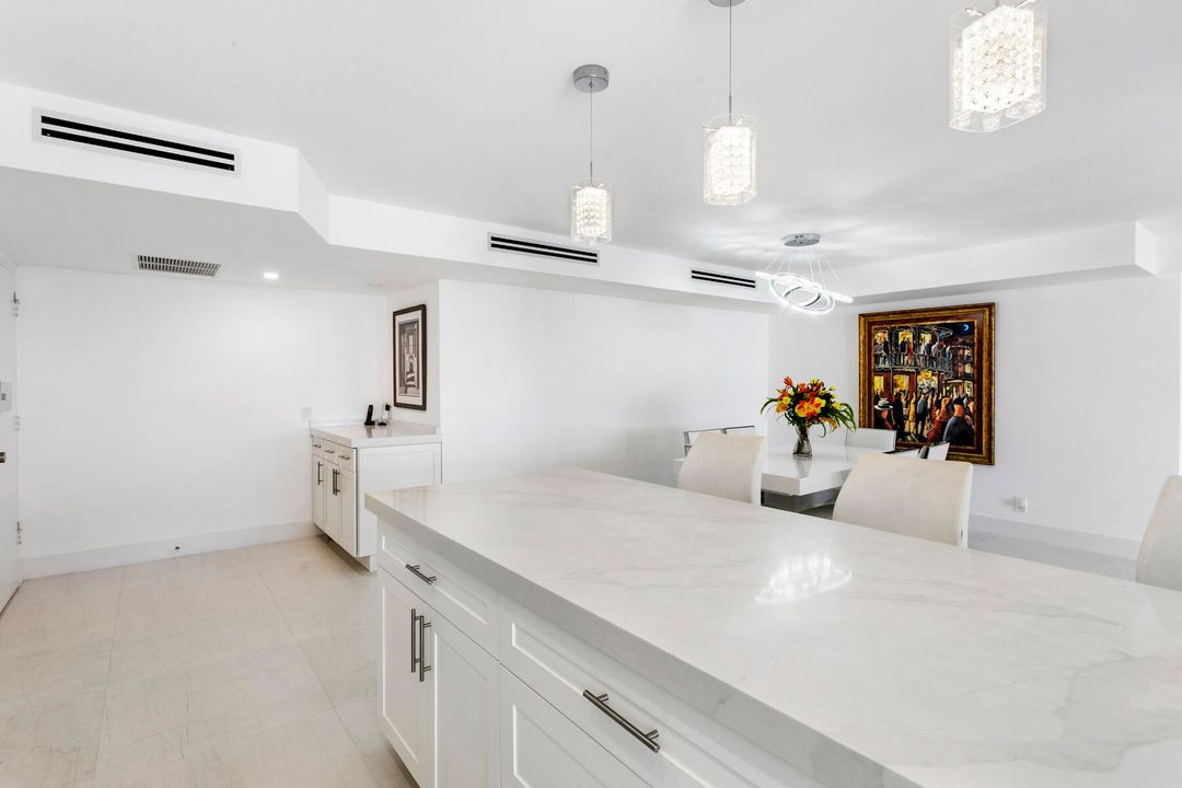 For Sale: $1,175,000 (3 beds, 2 baths, 1578 Square Feet)