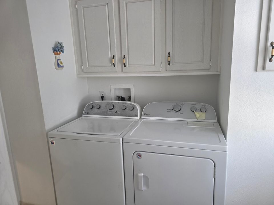 待售: $169,000 (2 贝兹, 2 浴室, 1534 平方英尺)