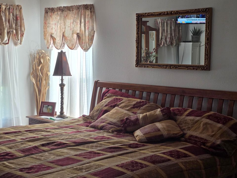 待售: $169,000 (2 贝兹, 2 浴室, 1534 平方英尺)