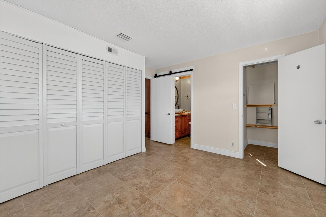 For Sale: $375,000 (2 beds, 2 baths, 1624 Square Feet)