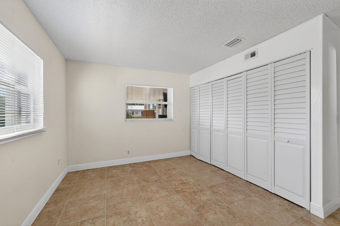 For Sale: $375,000 (2 beds, 2 baths, 1624 Square Feet)