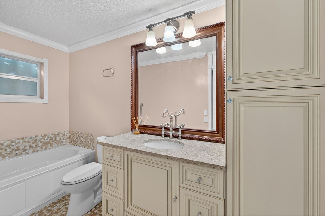 For Sale: $375,000 (2 beds, 2 baths, 1624 Square Feet)