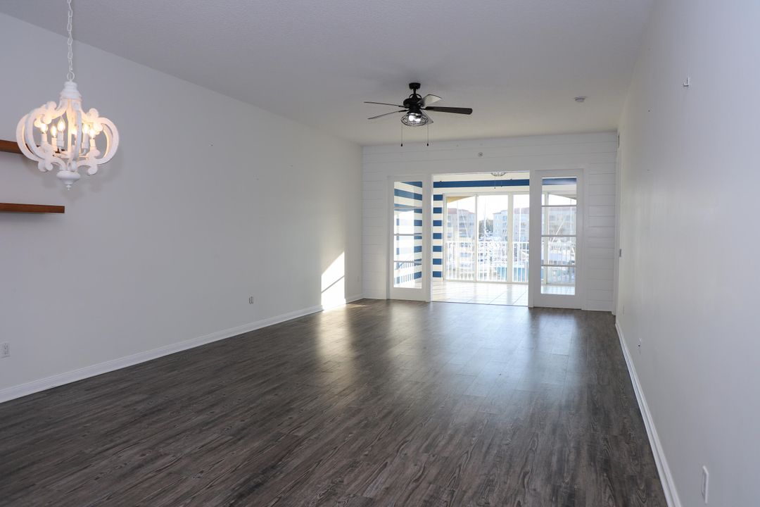 For Rent: $2,500 (2 beds, 2 baths, 1989 Square Feet)