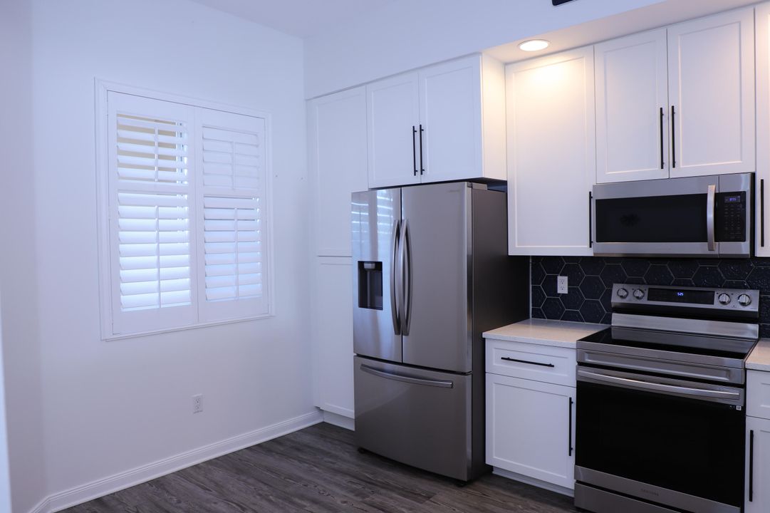 For Rent: $2,500 (2 beds, 2 baths, 1989 Square Feet)