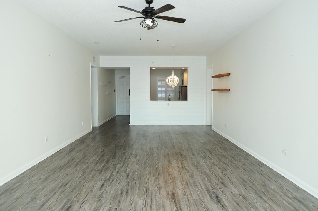 For Rent: $2,500 (2 beds, 2 baths, 1989 Square Feet)