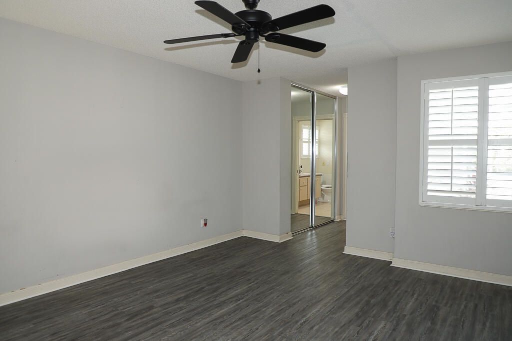 На продажу: $349,899 (2 спален, 2 ванн, 1525 Квадратных фут)