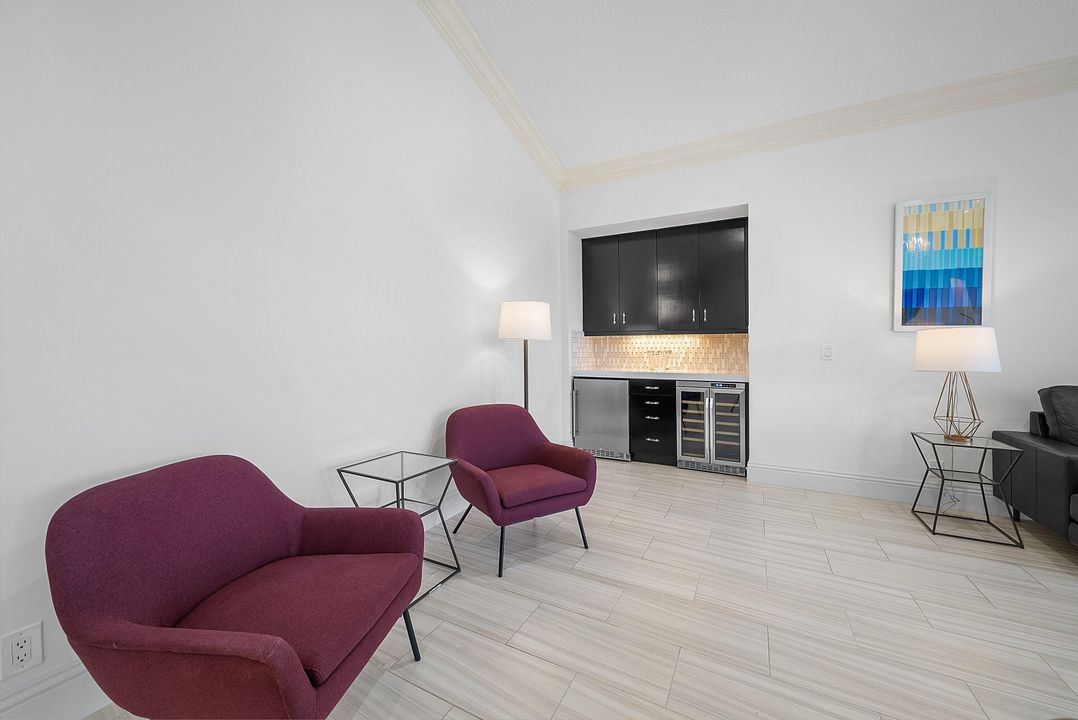 For Rent: $16,000 (3 beds, 2 baths, 2492 Square Feet)