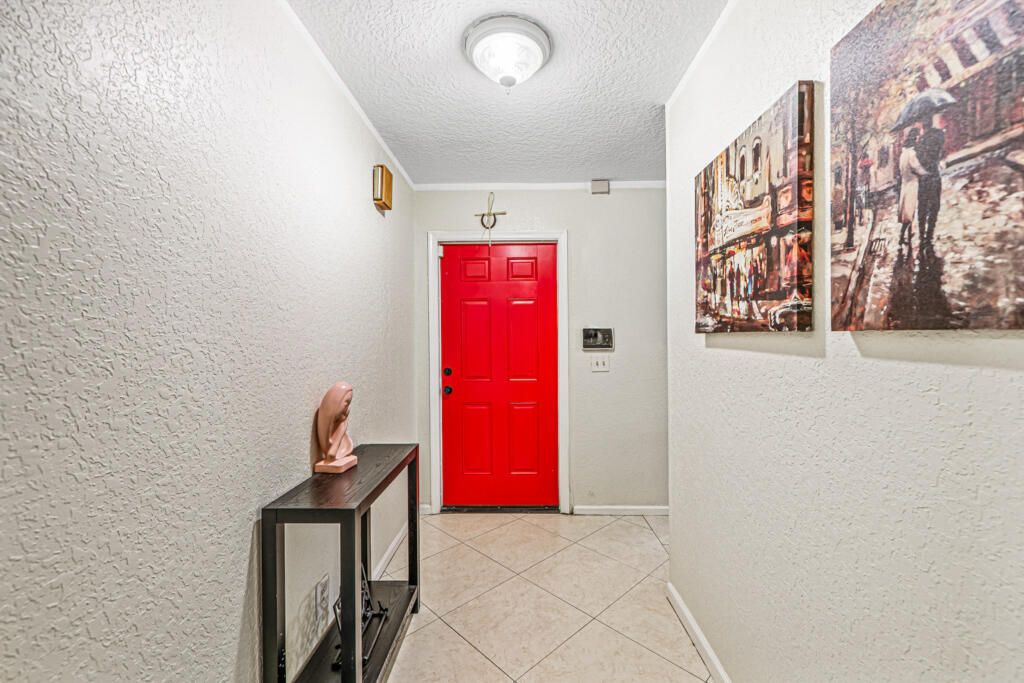 For Rent: $3,000 (3 beds, 2 baths, 1522 Square Feet)