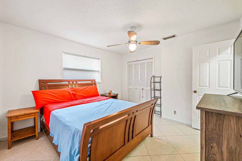 For Rent: $3,000 (3 beds, 2 baths, 1522 Square Feet)