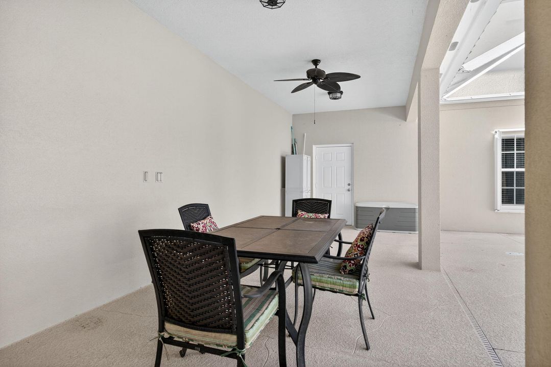 For Sale: $1,499,000 (6 beds, 4 baths, 3258 Square Feet)