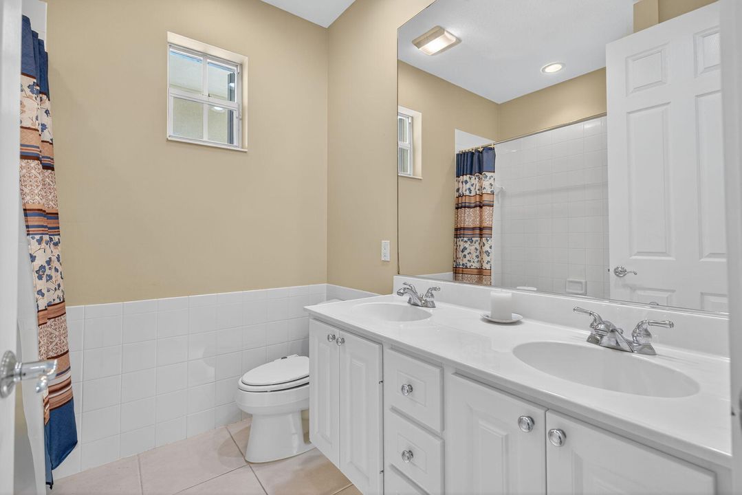 For Sale: $1,499,000 (6 beds, 4 baths, 3258 Square Feet)