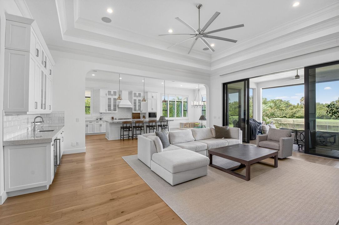 待售: $1,550,000 (4 贝兹, 3 浴室, 3048 平方英尺)