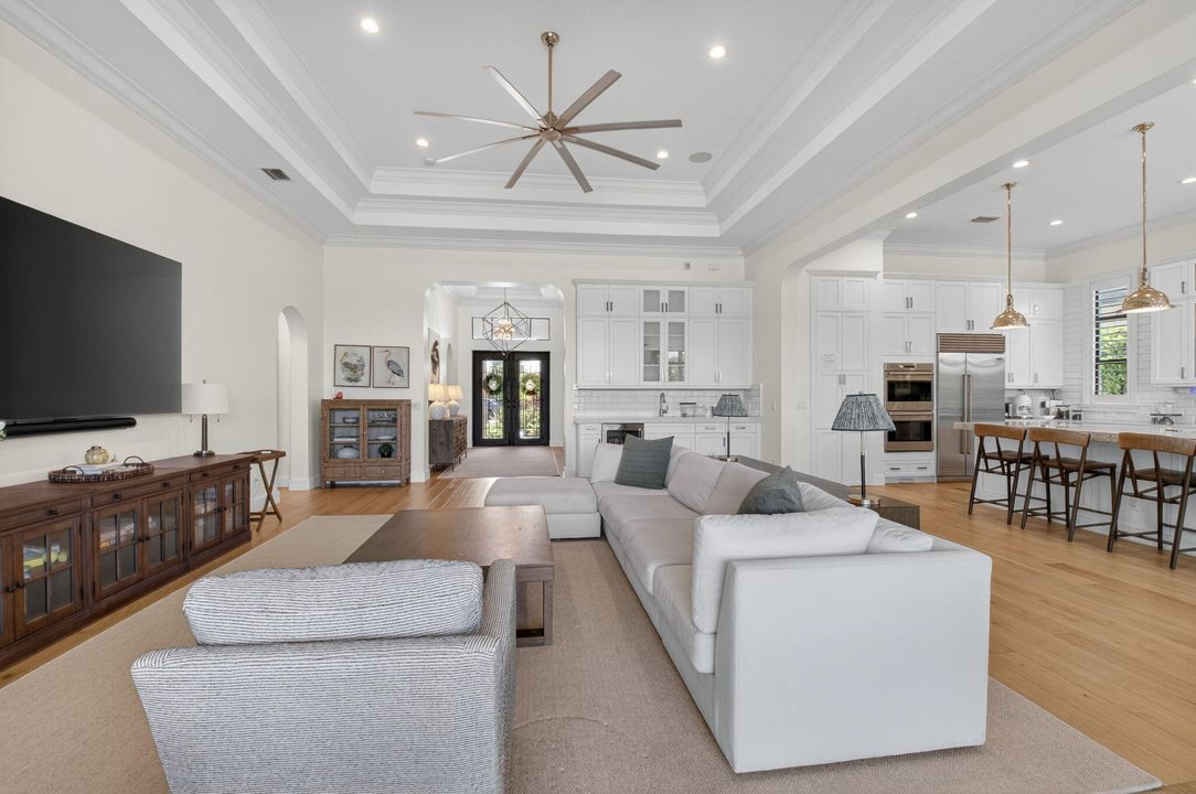 待售: $1,550,000 (4 贝兹, 3 浴室, 3048 平方英尺)