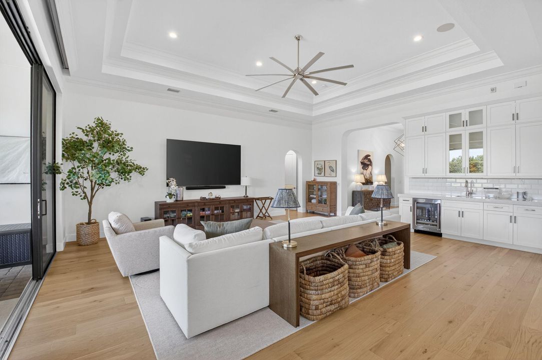 待售: $1,550,000 (4 贝兹, 3 浴室, 3048 平方英尺)