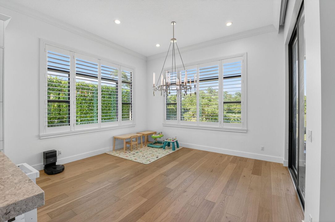 待售: $1,550,000 (4 贝兹, 3 浴室, 3048 平方英尺)