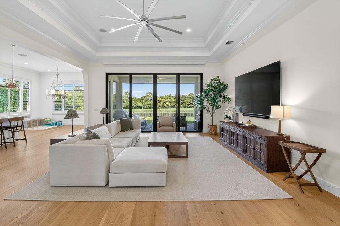 待售: $1,550,000 (4 贝兹, 3 浴室, 3048 平方英尺)