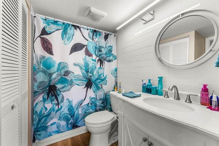 出租: $2,200 (2 贝兹, 2 浴室, 1160 平方英尺)