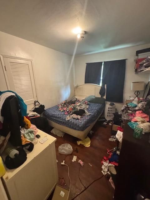 For Sale: $199,000 (3 beds, 1 baths, 936 Square Feet)