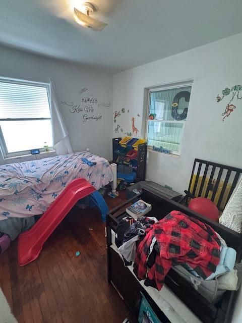 For Sale: $199,000 (3 beds, 1 baths, 936 Square Feet)