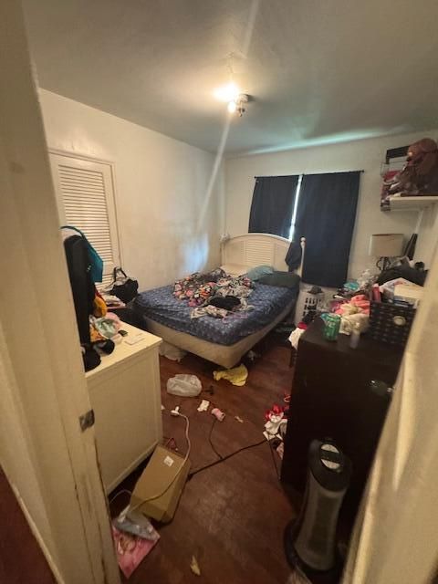 For Sale: $199,000 (3 beds, 1 baths, 936 Square Feet)