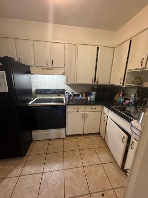 For Sale: $199,000 (3 beds, 1 baths, 936 Square Feet)