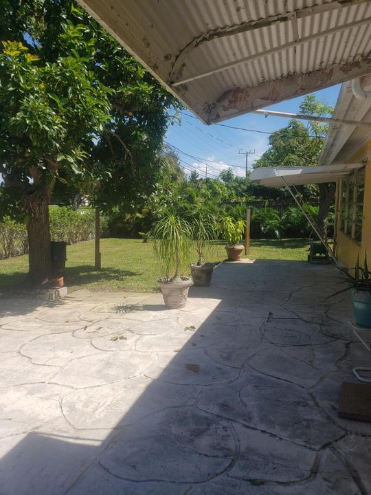 出租: $3,400 (3 贝兹, 2 浴室, 1514 平方英尺)