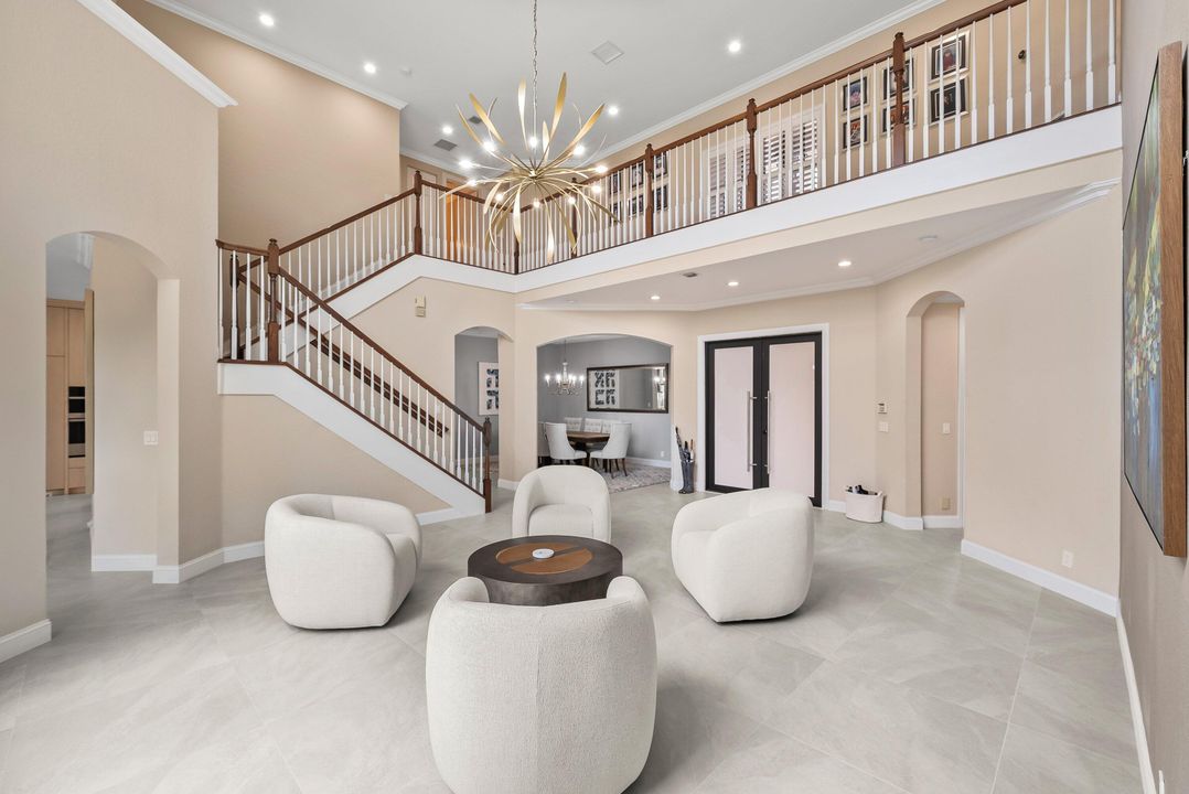 На продажу: $1,599,000 (6 спален, 4 ванн, 3950 Квадратных фут)