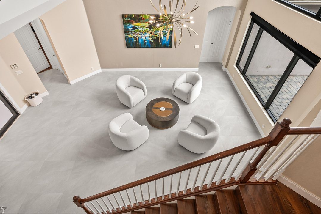 На продажу: $1,599,000 (6 спален, 4 ванн, 3950 Квадратных фут)