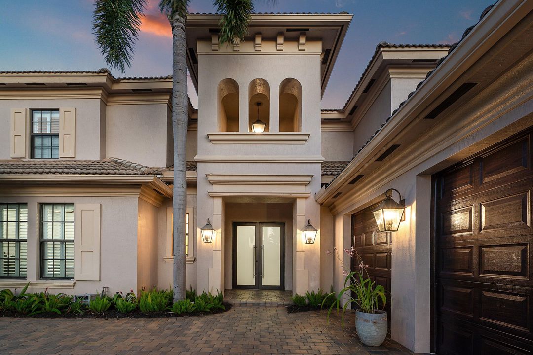 На продажу: $1,599,000 (6 спален, 4 ванн, 3950 Квадратных фут)