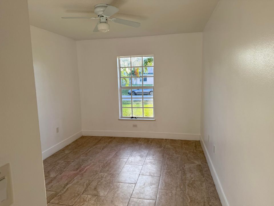 For Rent: $2,650 (4 beds, 2 baths, 1640 Square Feet)