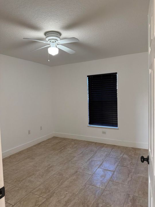 For Rent: $2,650 (4 beds, 2 baths, 1640 Square Feet)