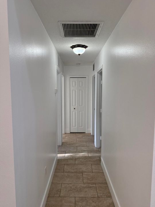 For Rent: $2,650 (4 beds, 2 baths, 1640 Square Feet)