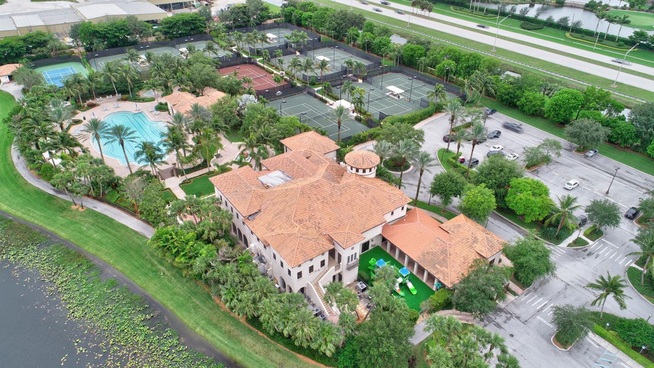 For Rent: $15,900 (4 beds, 4 baths, 3446 Square Feet)