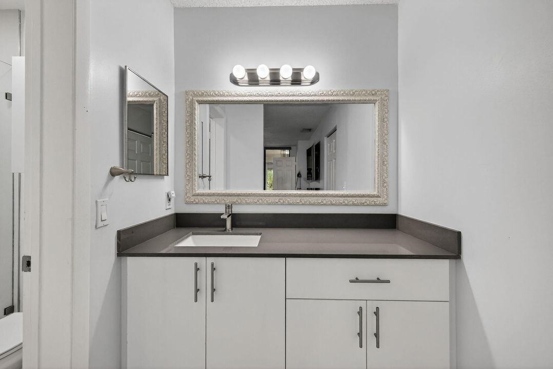 For Sale: $279,000 (3 beds, 2 baths, 1120 Square Feet)