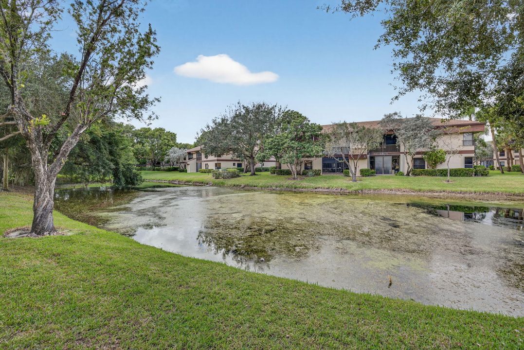 For Sale: $279,000 (3 beds, 2 baths, 1120 Square Feet)