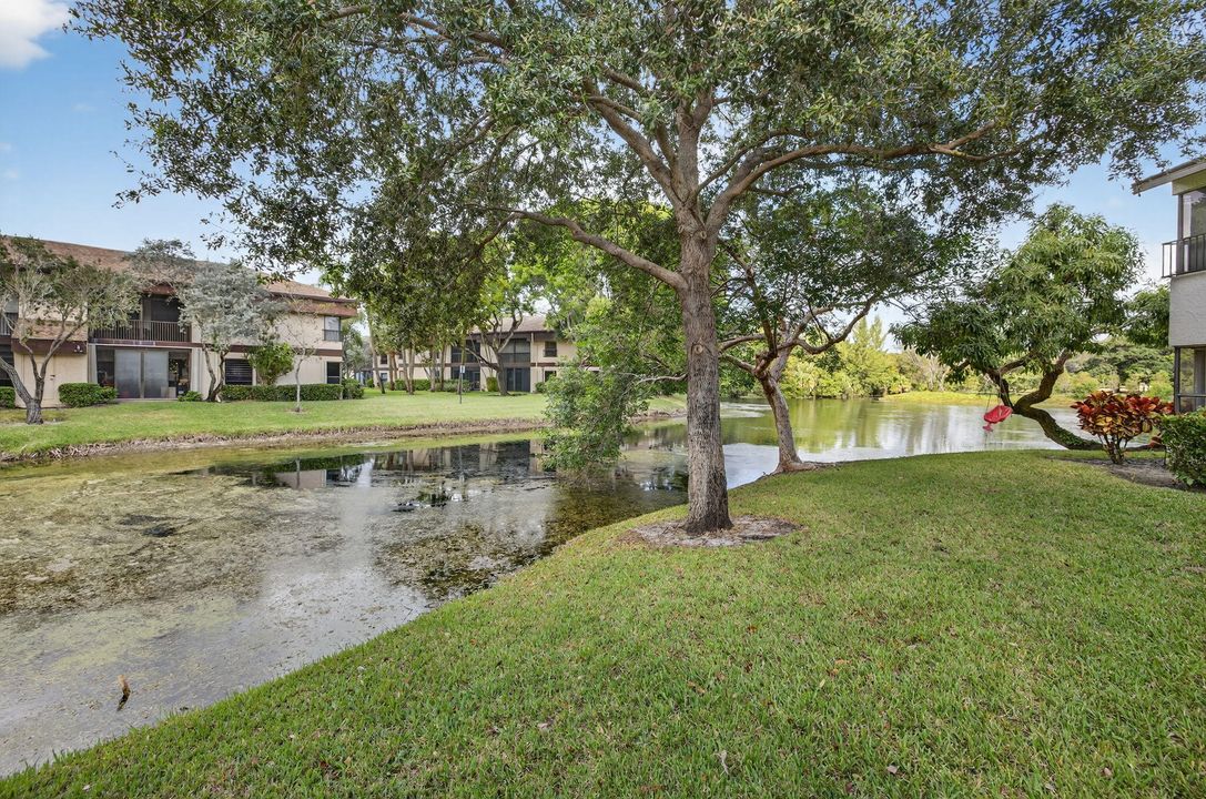 For Sale: $279,000 (3 beds, 2 baths, 1120 Square Feet)
