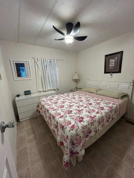 For Rent: $1,295 (3 beds, 2 baths, 1152 Square Feet)