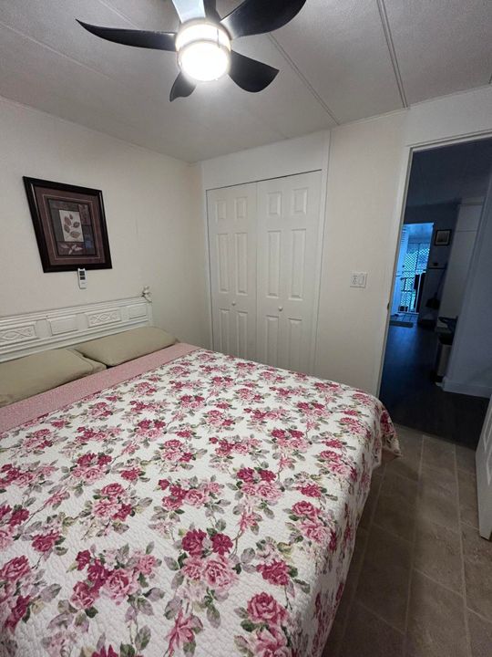 For Rent: $1,295 (3 beds, 2 baths, 1152 Square Feet)