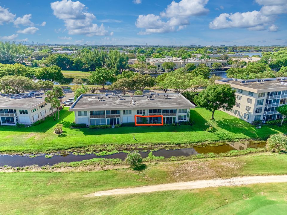 待售: $267,500 (2 贝兹, 2 浴室, 1112 平方英尺)