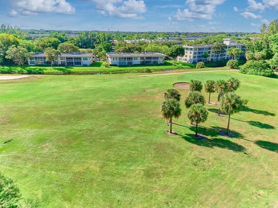 待售: $267,500 (2 贝兹, 2 浴室, 1112 平方英尺)