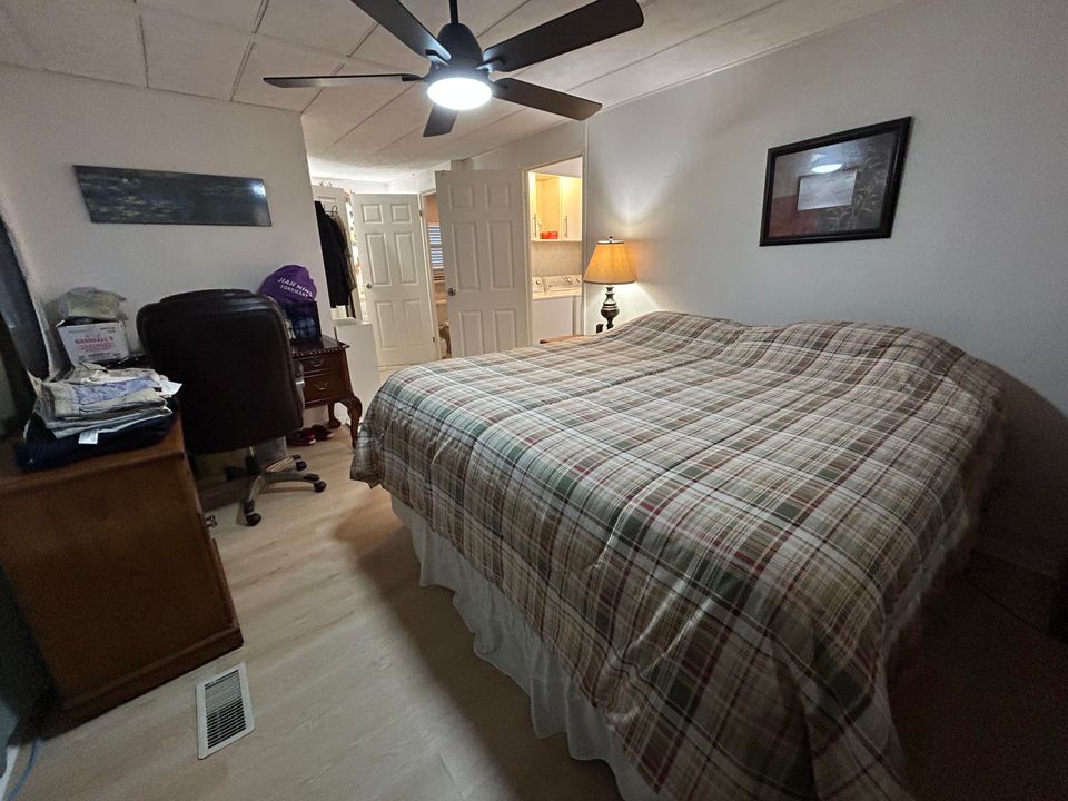 For Rent: $1,295 (3 beds, 2 baths, 1152 Square Feet)