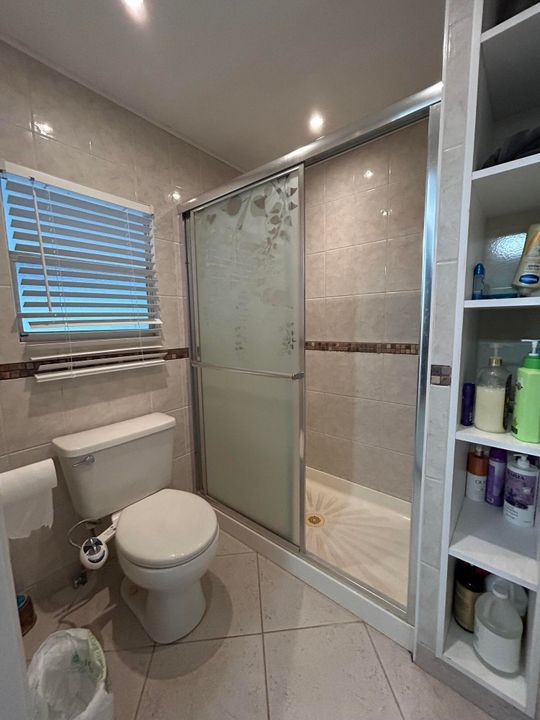 For Rent: $1,295 (3 beds, 2 baths, 1152 Square Feet)