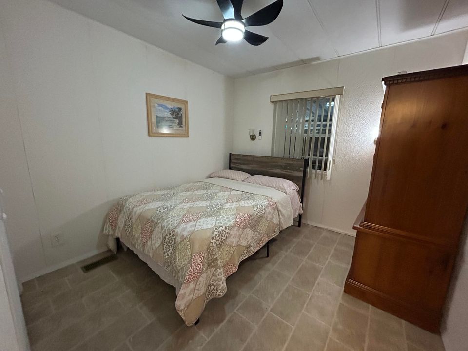 For Rent: $1,295 (3 beds, 2 baths, 1152 Square Feet)