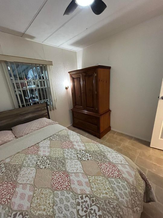 For Rent: $1,295 (3 beds, 2 baths, 1152 Square Feet)