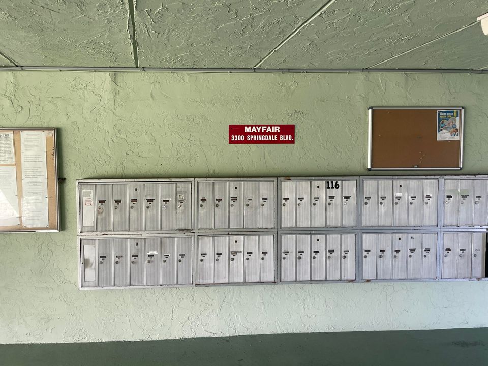 待售: $154,900 (2 贝兹, 2 浴室, 912 平方英尺)