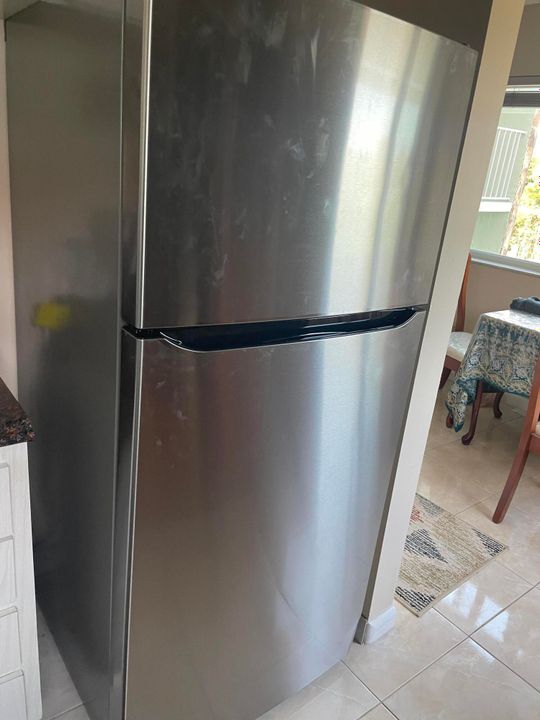 待售: $154,900 (2 贝兹, 2 浴室, 912 平方英尺)