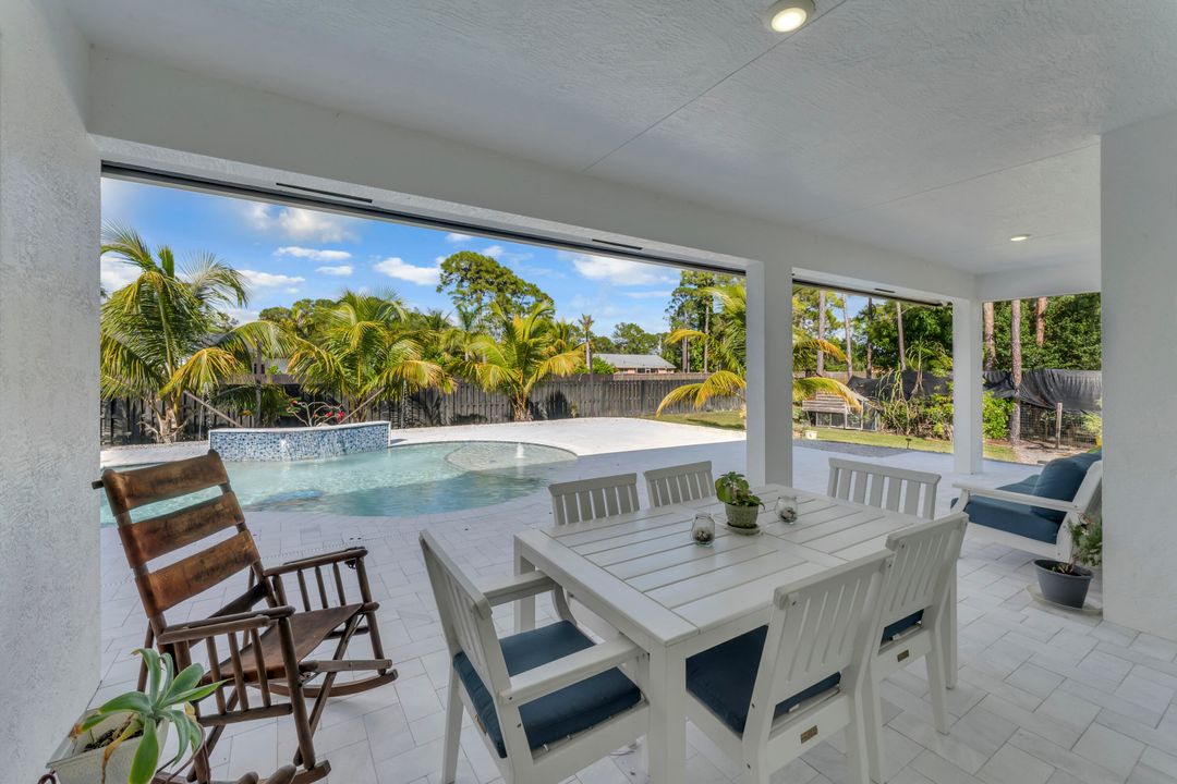 For Sale: $1,200,000 (4 beds, 3 baths, 2839 Square Feet)