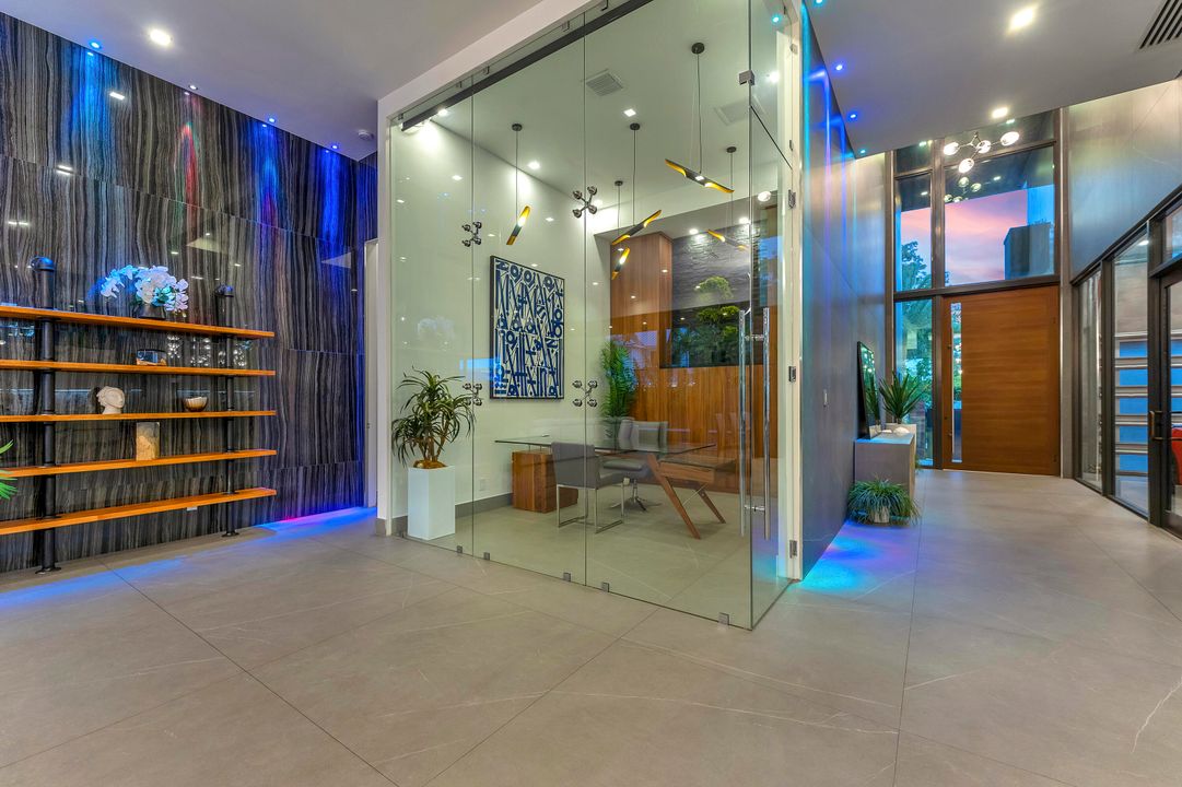 For Sale: $5,250,000 (5 beds, 5 baths, 5708 Square Feet)