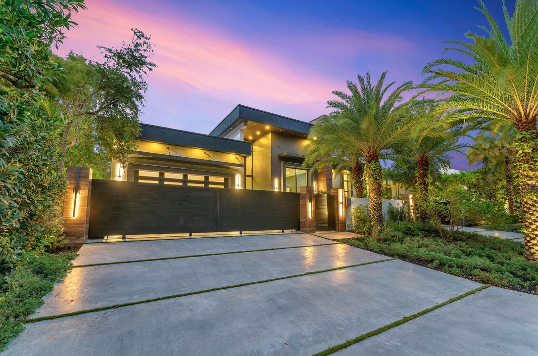 For Sale: $5,250,000 (5 beds, 5 baths, 5708 Square Feet)