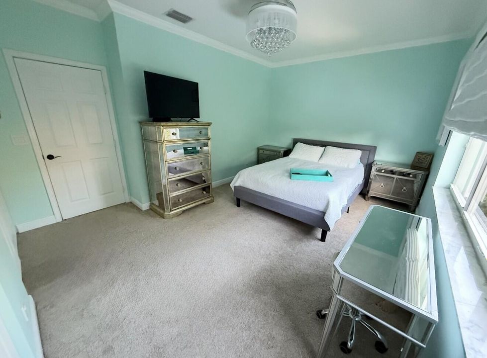 For Sale: $1,325,000 (4 beds, 3 baths, 2759 Square Feet)